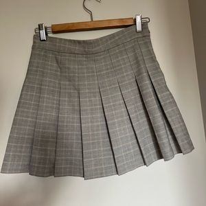 Sunday best Aritzia skirt